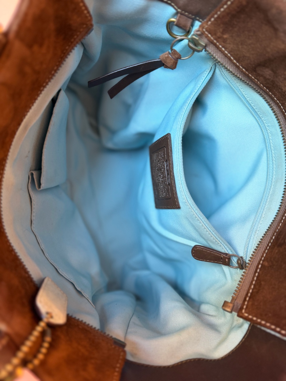 🤎 Vintage Coach Brown Suede Turnlock Tote Shoulder Bag Aqua Blue Lining Leather - Picture 11 of 17